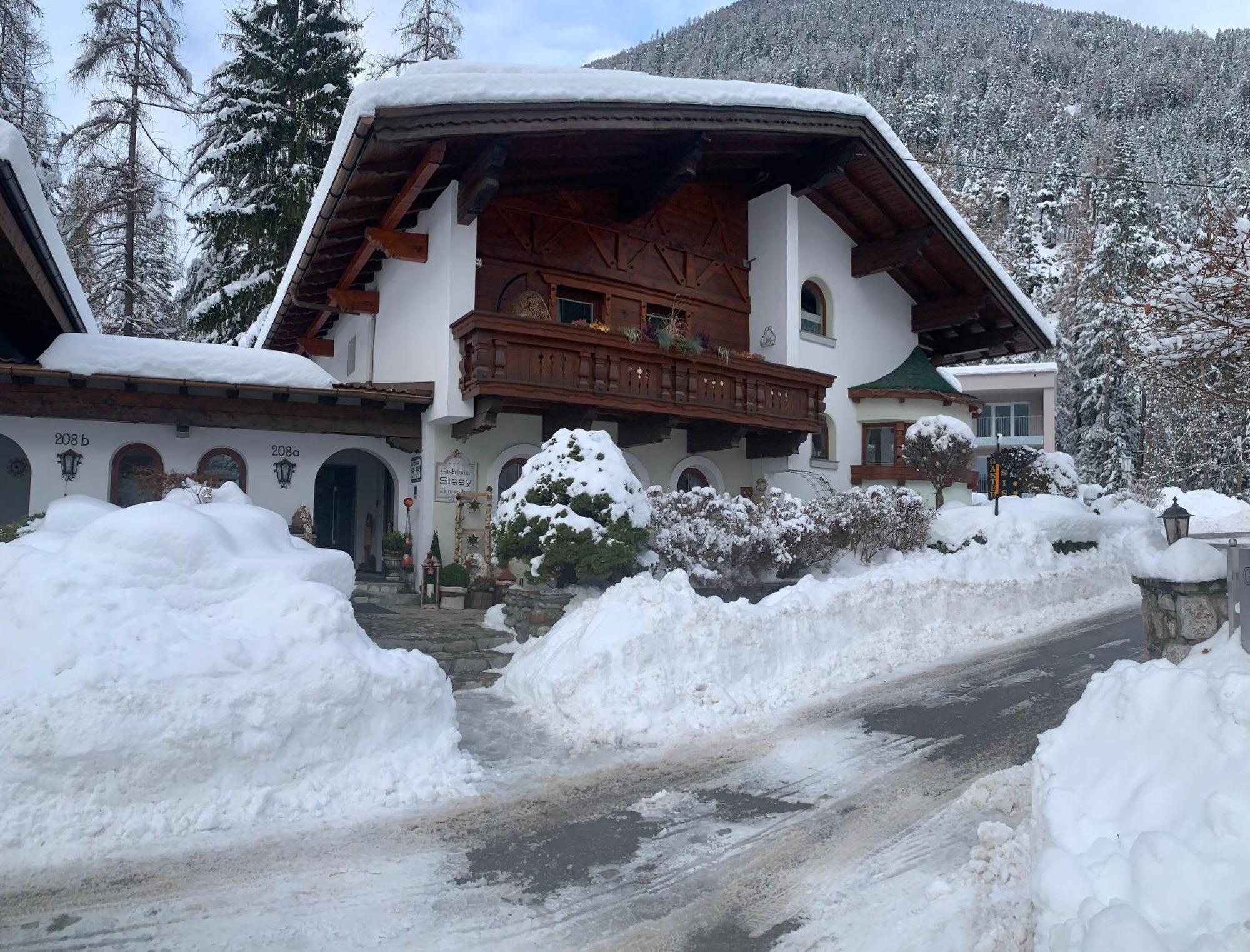 Gaestehaus Sissy Лангенфельд Экстерьер фото